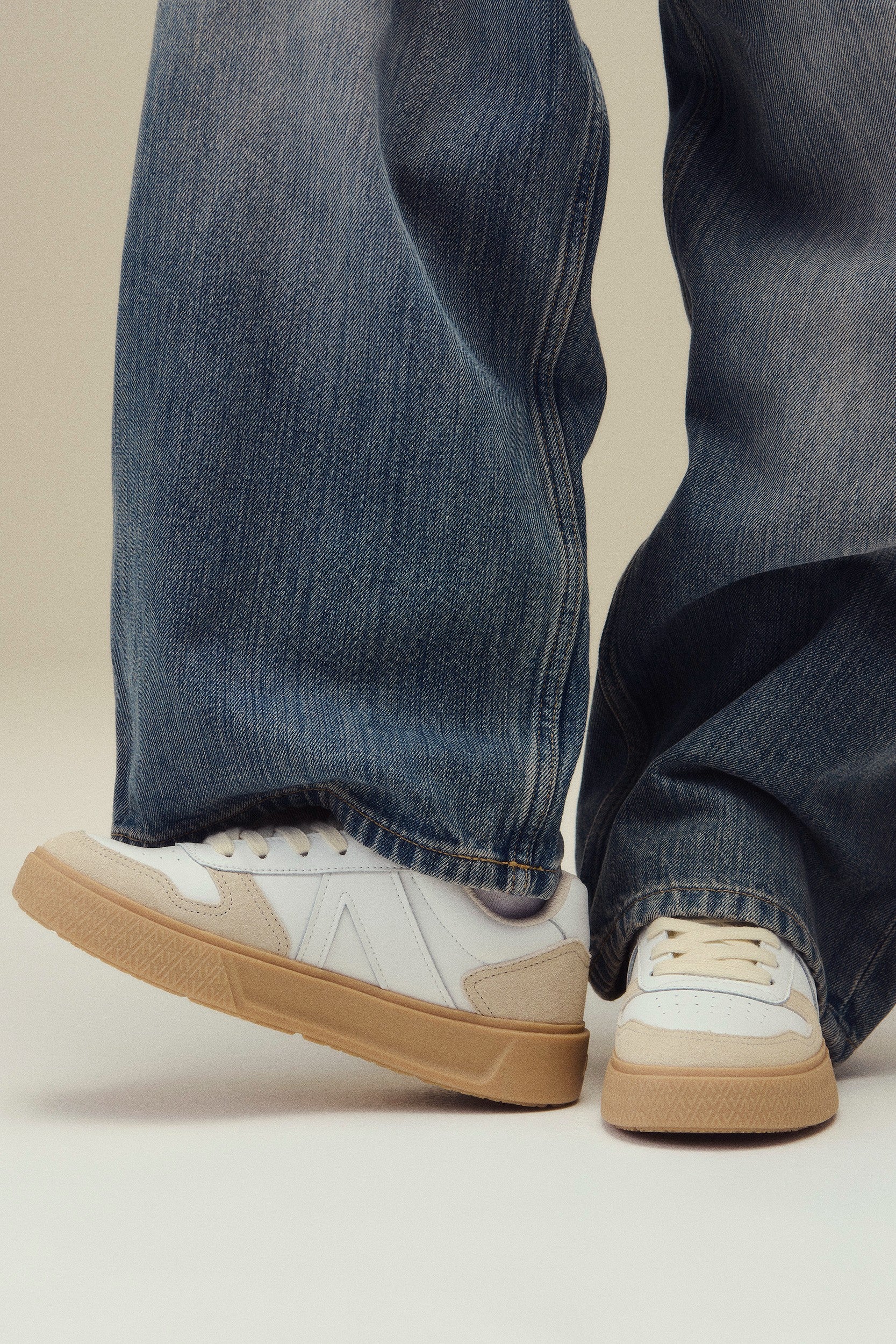 ARKK NOS Uncover | White Gum Uncover